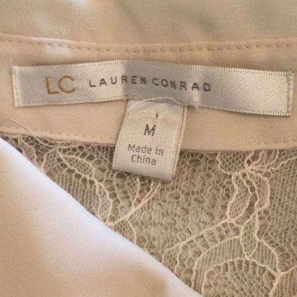 Lauren Conrad Sheer Ivory Blouse With Lace Inset Back Size M - Picture 11 of 12